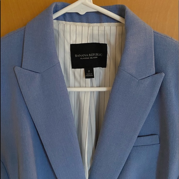 Banana Republic Periwinkle Blazer - Picture 3 of 5